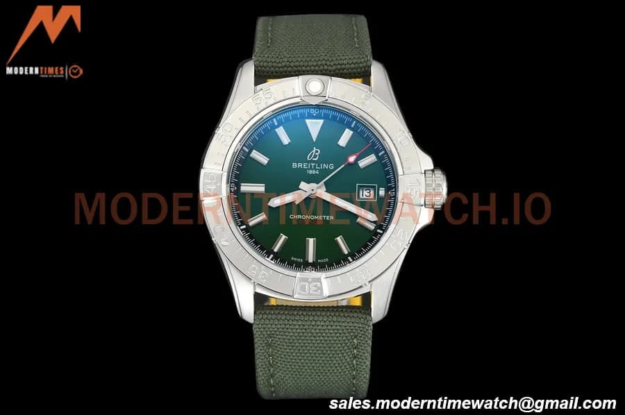 Breitling - Avenger Automatic 42mm SS/NY Green/Stk BLSF A2824