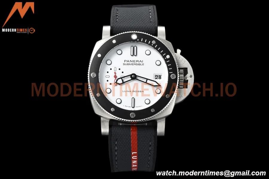 Panerai - PAM1579 Submersible Luna Rossa 42mm SS/RU White VSF P900